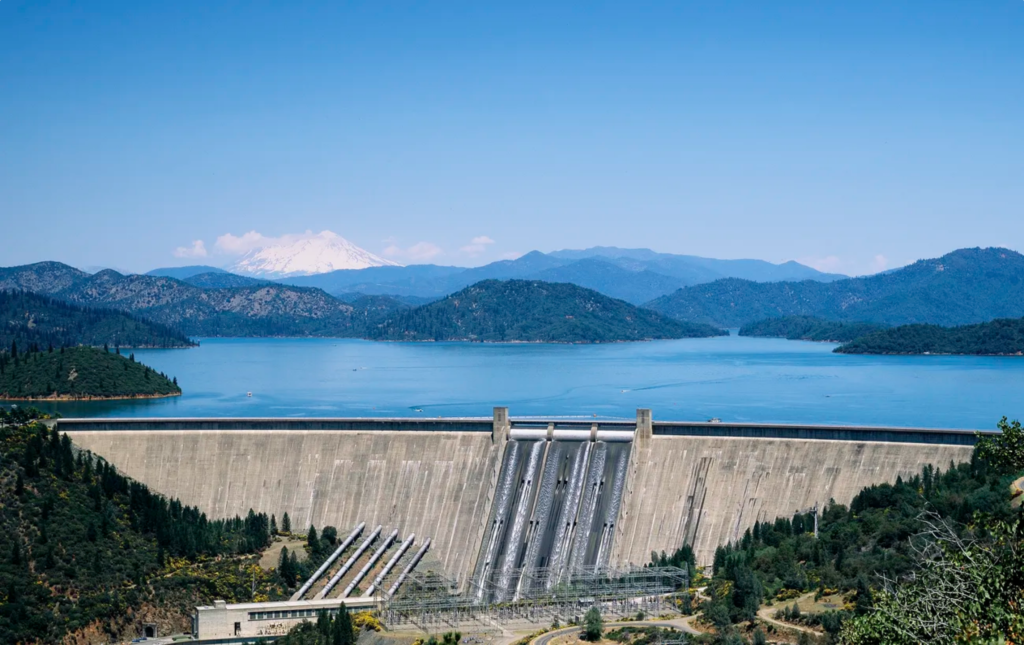 Shasta Lake is a 30 minute drive from our location.